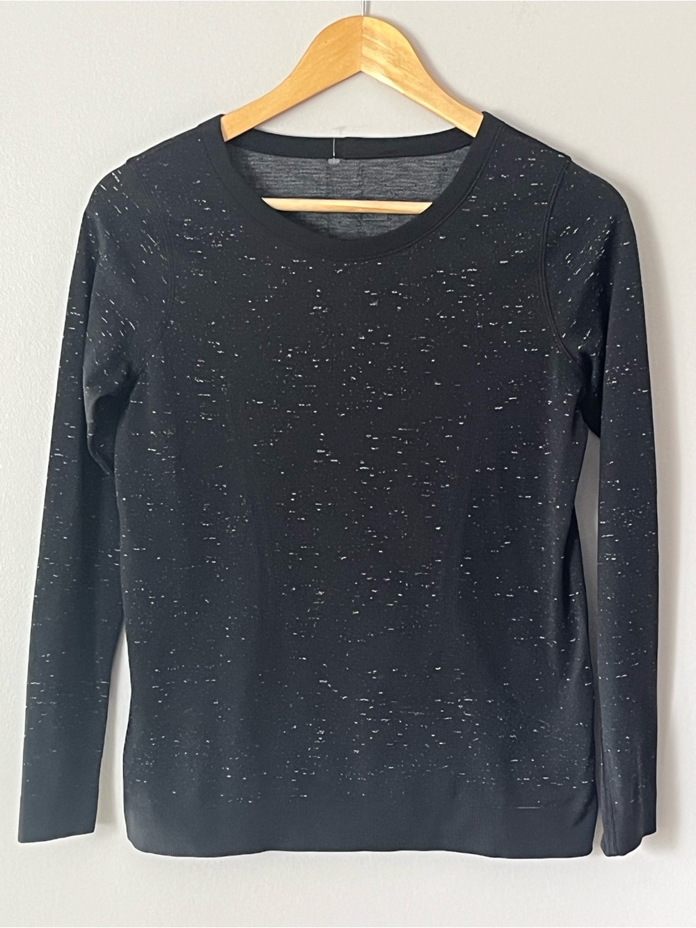 Women’s Lululemon 🍋 Swiftly Tech Long Sleeve (Breeze)